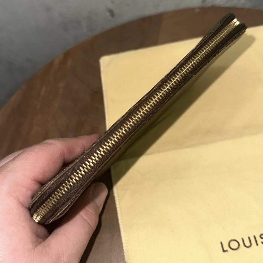Louis Vuitton monogram geode zippy zip around travel wallet - Picture 9 of 16